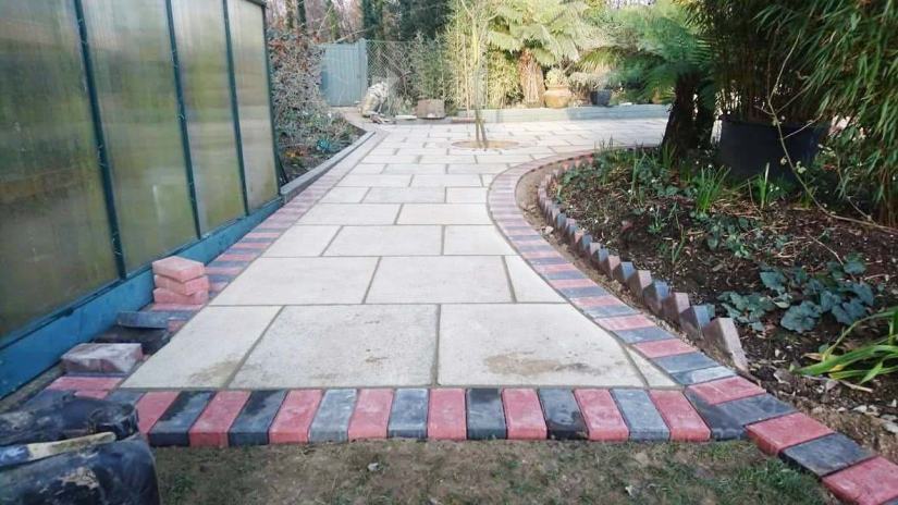 Garden-Maintenance-Landscaping-Driveways-Patios-Paving-Tree-Surgeon-Sunshine-Gardens-Christchurch-Dorset