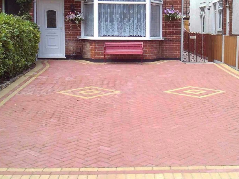 Driveways-Patios-Paving-Garden-Maintenance-Landscaping-Fencing-Sunshine-Gardens-Christchurch-Dorset-4