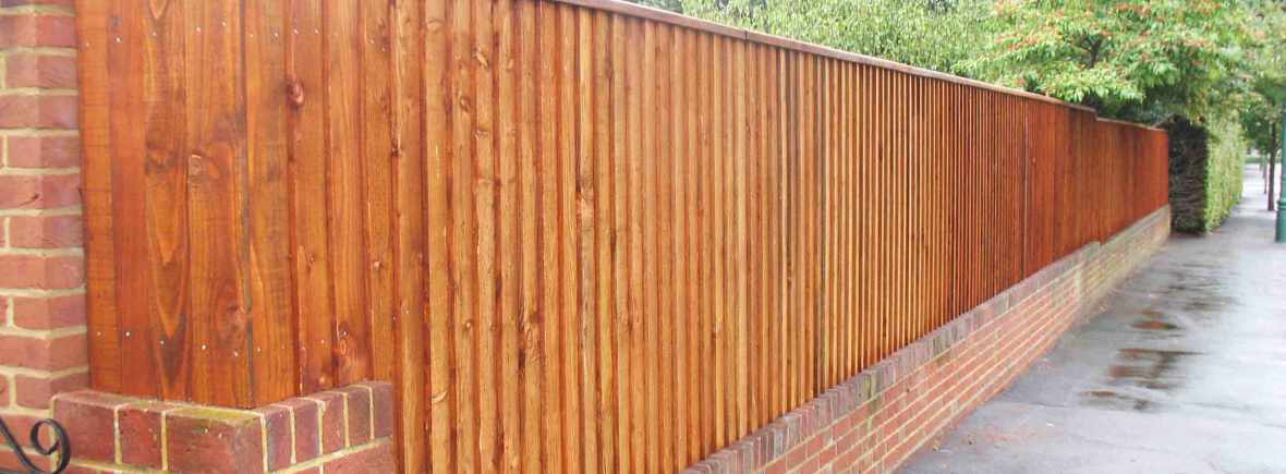 Fencing-Repair-Replacement-Garden-Maintenance-Landscaping-Sunshine-Gardens-Christchurch-Dorset-1