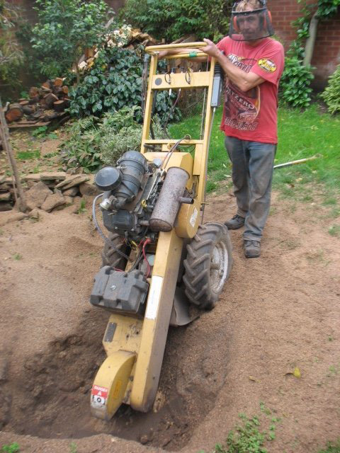 Garden-Maintenance-Landscaping-Driveways-Patios-Paving-Tree-Surgeon-Sunshine-Gardens-Christchurch-Dorset