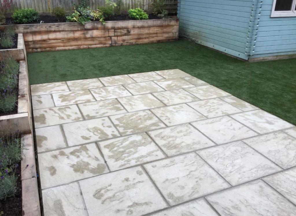 Patios-Paving-Garden-Maintenance-Lanscaping-Fencing-Sunshine-Gardens-Christchurch-Dorset-v1