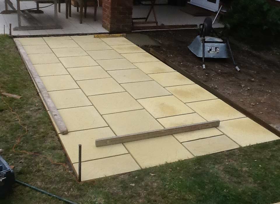 Patios-Paving-Garden-Maintenance-Lanscaping-Fencing-Sunshine-Gardens-Christchurch-Dorset-v1